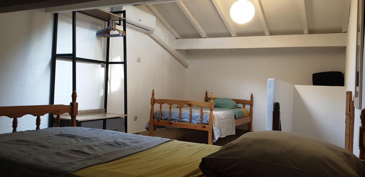 Gites Le Pressoir Vias Exteriör bild
